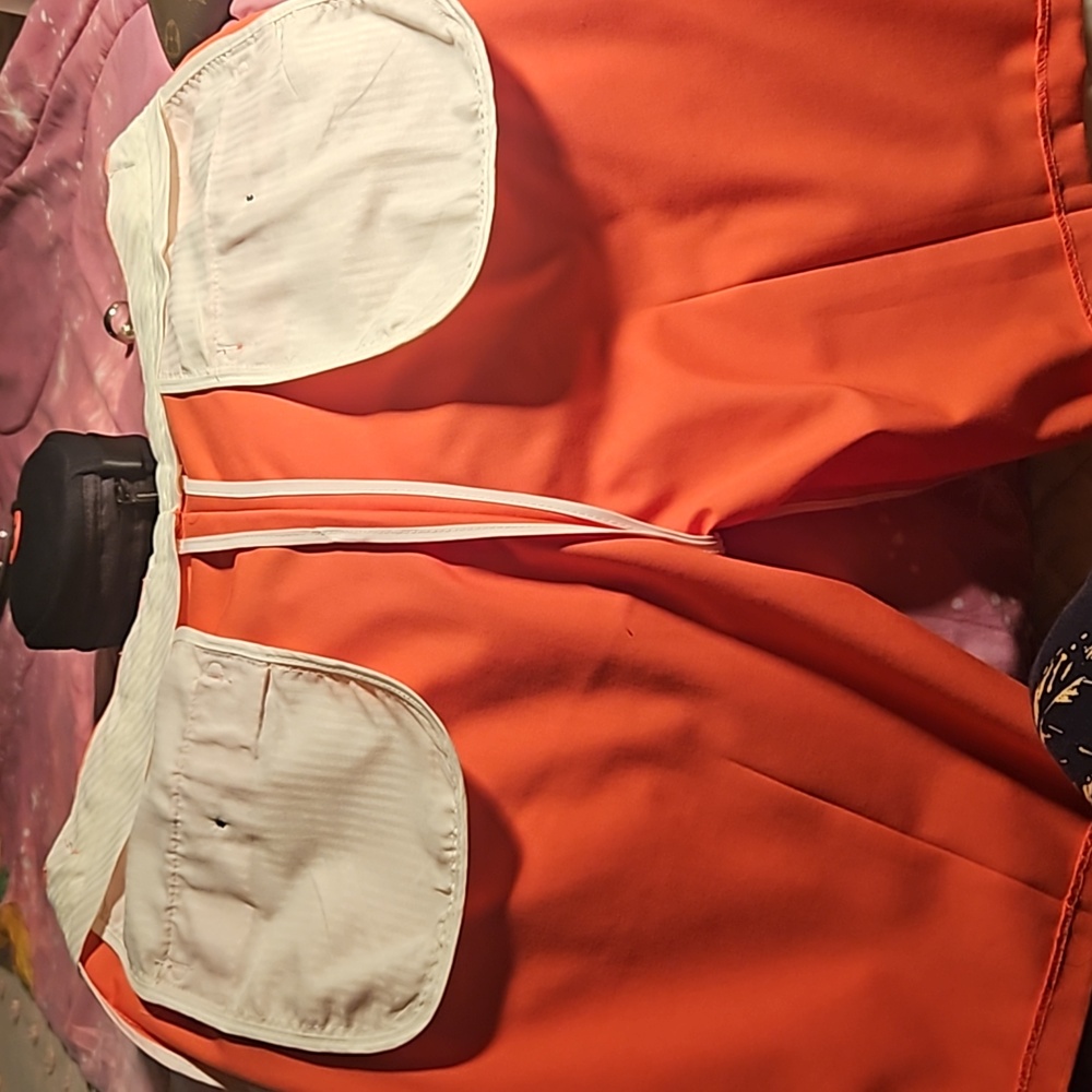 Suit - Picture 16 of 16